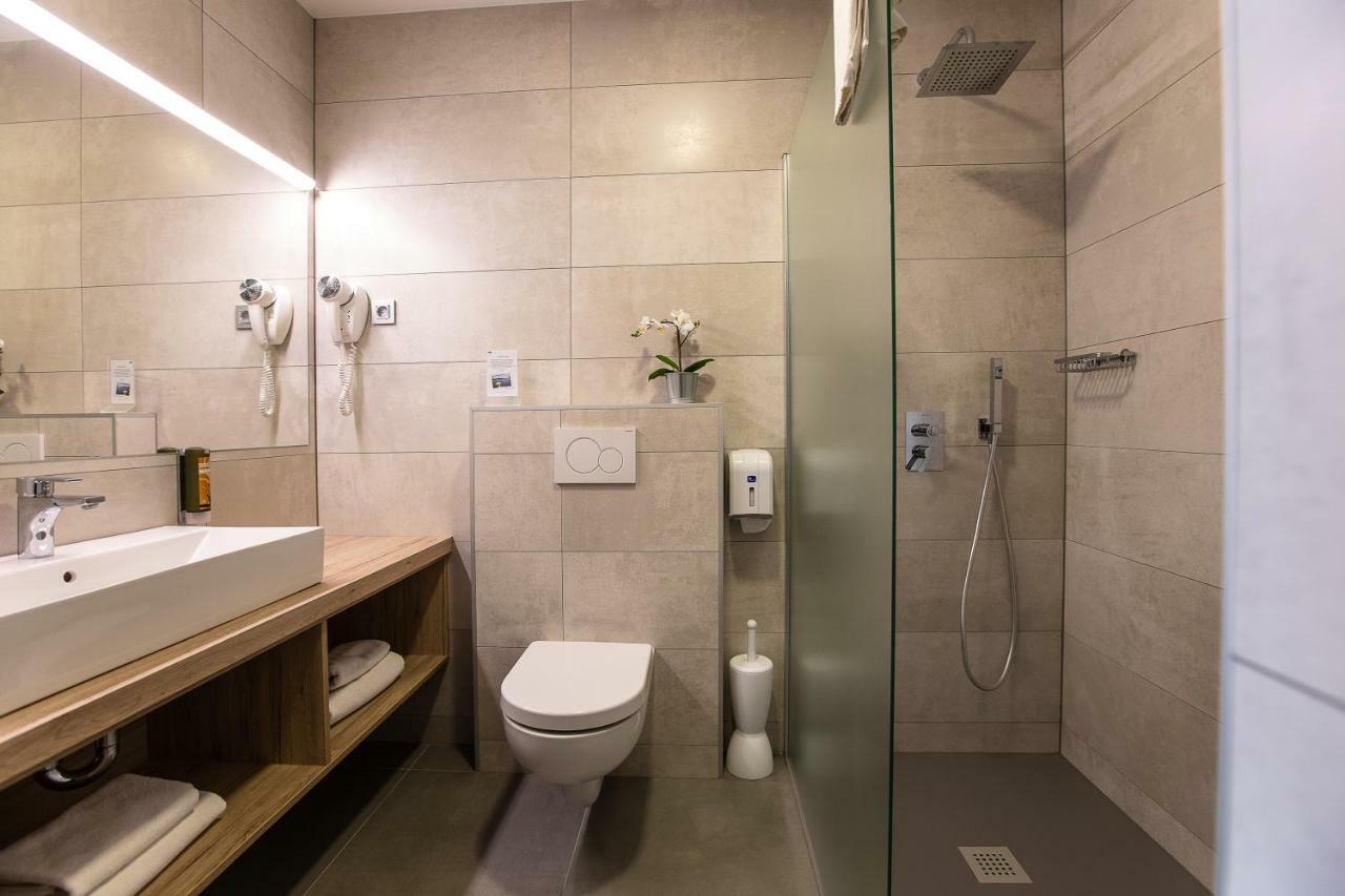 Gostilna In Motel Pri Lesniku Maribor Dış mekan fotoğraf